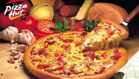 Pizza Hut 必胜客 购中号或大号披萨，第二件仅需https://www.canadadz.com/wp-content/uploads/2018/08/03-220.jpg！