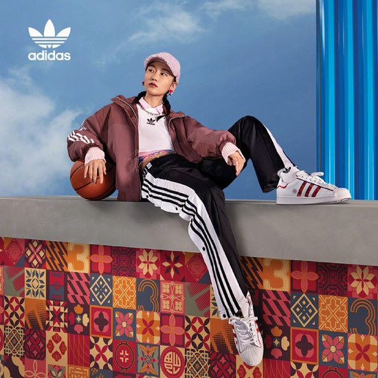 缩略图 | Adidas官网大优惠来了：3折起+额外6折+包邮！一年的运动鞋运动衣搞起来了！