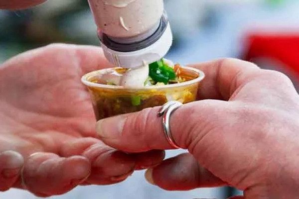 缩略图 | 2024年 Manotick 美食节：品尝美食，音乐娱乐，抽奖表演，纪念车展……