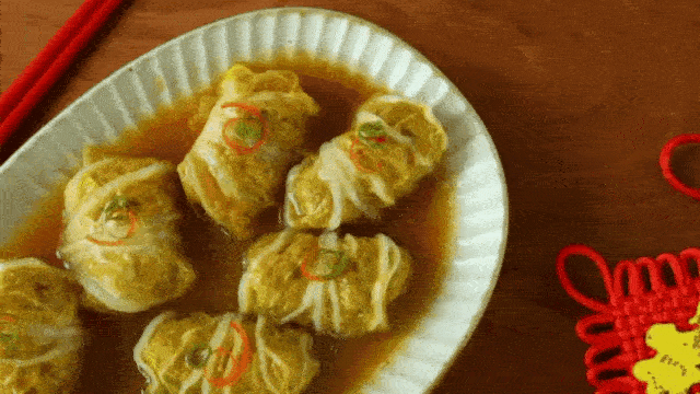 缩略图 | 一卷一蒸15分钟就出锅，上桌即是一道硬菜！好吃好看寓意好！