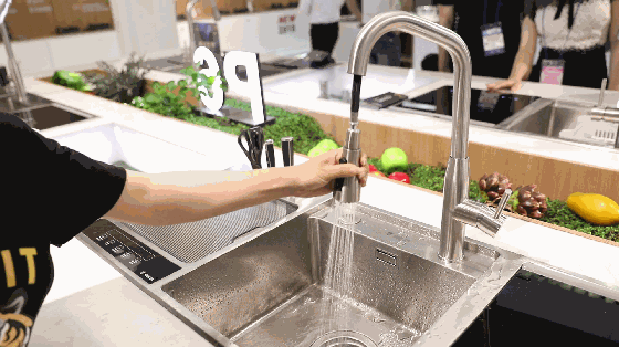 缩略图 | 洗碗池下水道，不管有多堵？只需一个塑料瓶，3分钟快速疏通！