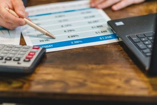 缩略图 | 全球局势动荡！加拿大今年房贷续约像坐过山车，涨跌让人心慌！