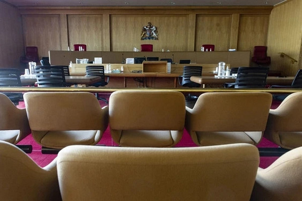 缩略图 | 加拿大华人买房踩雷：被追缴7万税，95%写加拿大人名下也没用！