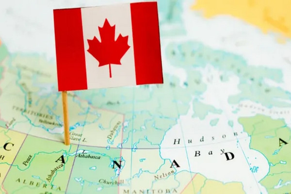 缩略图 | 别了 Canada！天量加拿大人搬去美国定居：生活便宜税收低，买房电话接到手软
