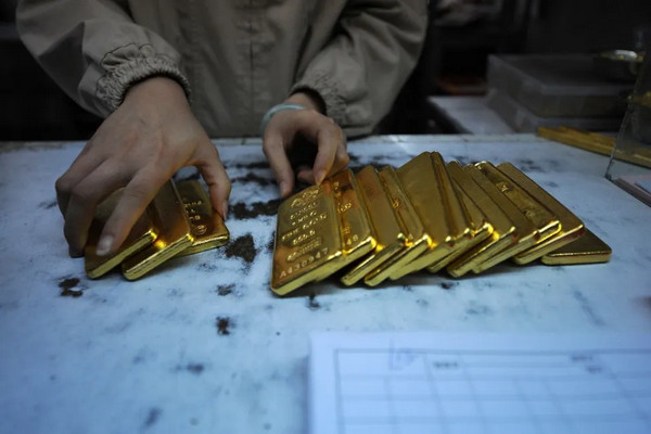 缩略图 | 黄金大变局：卖不动的金项链，抢不够的金条