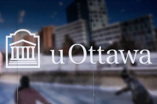 缩略图 | 【突发】渥太华大学发生暴力事件紧急封锁，一人被捕！