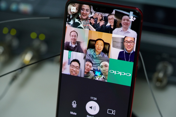 缩略图 | OPPO实现全球首次5G微信视频通话 多人连线超17分钟