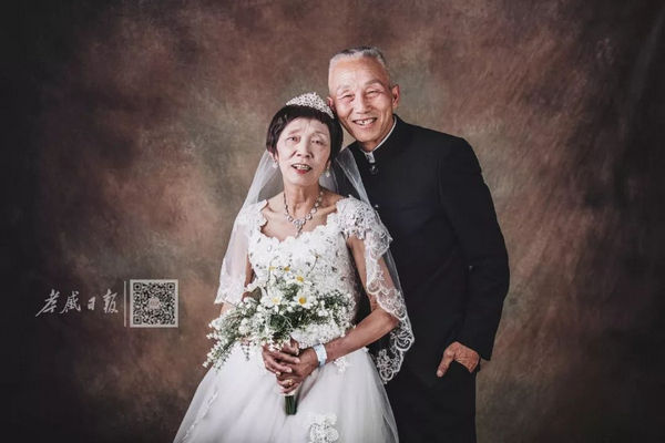 缩略图 | 这组婚纱照，让人看着看着就哭了