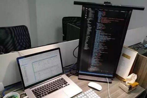缩略图 | 北京土著程序员自称在拿命换钱：家从三环搬六环外