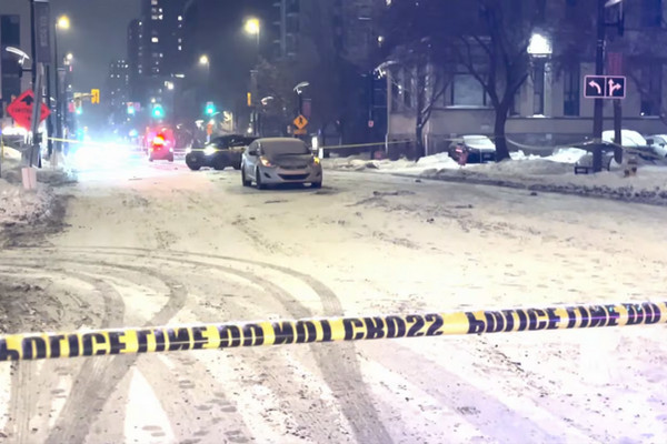 缩略图 | 渥太华市中心一个行人被汽车撞倒，身受重伤！目击者或拥有行车录像者请尽快联系警方！