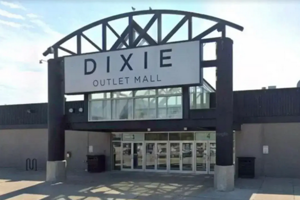 缩略图 | 这个Outlet商场濒临破产，遭强制出售！大批华人熟悉的品牌凉了！