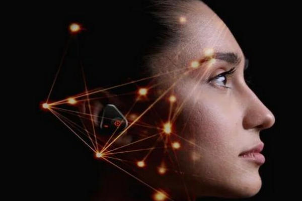缩略图 | 加拿大人发明耳机感应器，成《时代》最伟大发明！
