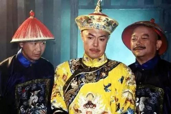 缩略图 | 卫视春晚再掀回忆杀：《家有儿女》和《情深深雨濛濛》剧组重聚