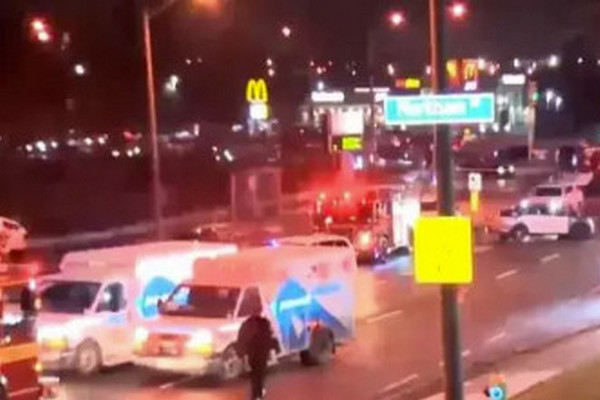 缩略图 | 飞来横祸！多伦多2名中国留学生人行道上被撞死！