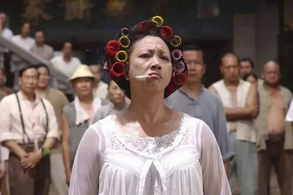 缩略图 | 一个特殊的群体走向世界，名扬四海：中国大妈简史