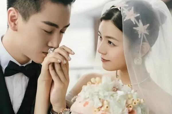 缩略图 | 陈晓、陈妍希官宣离婚：感恩遇见，今后各自安好