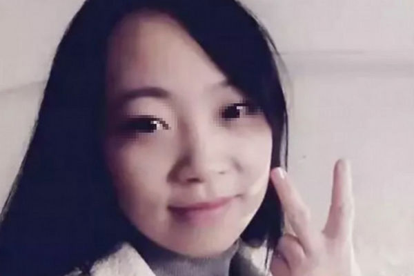 缩略图 | 94年患癌姑娘最后朋友圈：“江山给你们，朕玩够了”