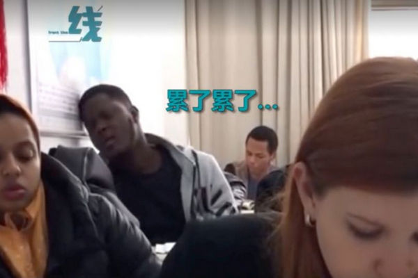 缩略图 | 外国同学被中文听力逼疯了 网友：“大仇”得报