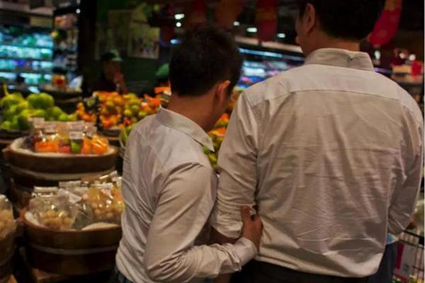 缩略图 | 亚洲第一个支持“同性伴侣关系合法化”国家出现