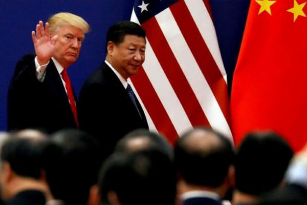 缩略图 | 特朗普被指一摇三摆 习近平目标明确占优势