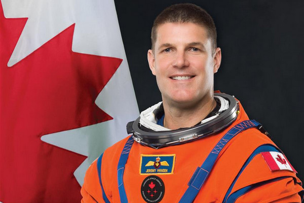 缩略图 | 加拿大宇航员即将飞往月球！他郑重告诉父母：可能无法活着回家！