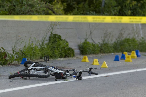 缩略图 | 痛心！渥太华13岁男孩骑自行车被​​撞死！暑期家长注意孩子安全！