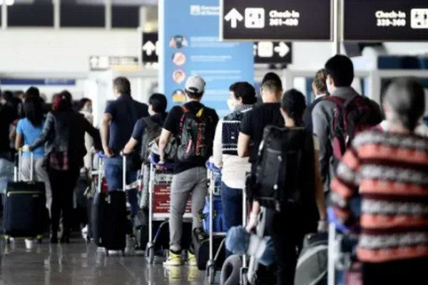 缩略图 | 华人回国入境"免税"新规！违者恐遭重罚！加拿大"土特产"是违禁品！
