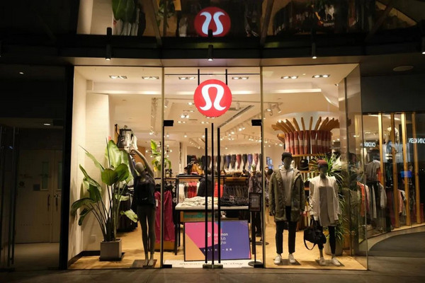 缩略图 | Lululemon成零元购爆款，夫妻大盗流窜扫货$100万！