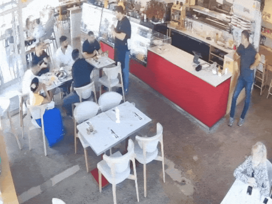 缩略图 | 加拿大餐馆老板遭6人团伙精心策划"霸王餐"，损失近$500！