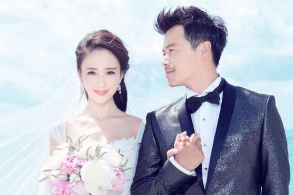 缩略图 | 佟丽娅陈思诚宣布离婚：换种身份守护