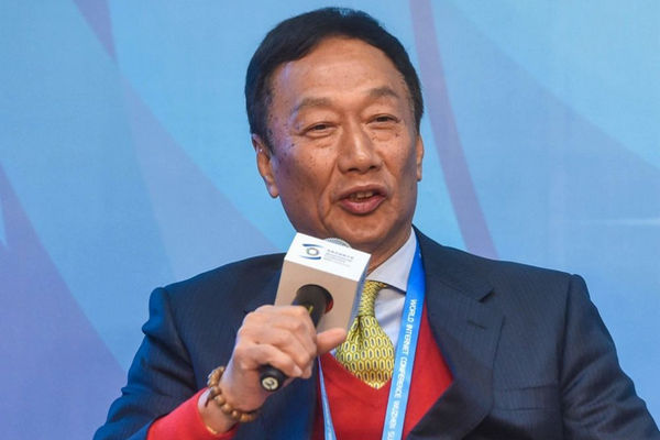 缩略图 | 富士康欲将苹果生产线从中国转至印度 郭台铭亲赴考察