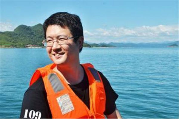 缩略图 | 中国顶级材料学专家周军过劳死，终年42岁！