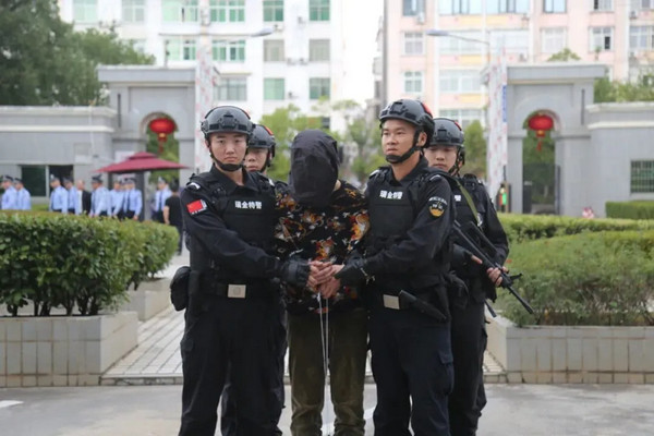 缩略图 | 潜逃29年的命案嫌犯落网，逃亡时“洗白”身份结婚生子！