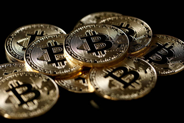 缩略图 | 电脑存1万颗比特币被老妈扔掉，苦主损失3.6亿崩溃了！