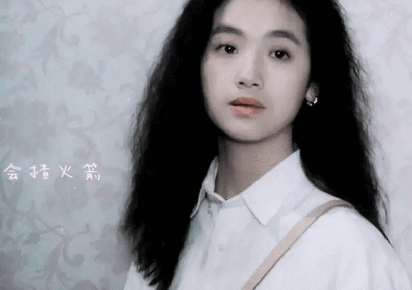缩略图 | 56岁吴倩莲罕见露面：满头银发显苍老，一代女神也扛不住岁月！