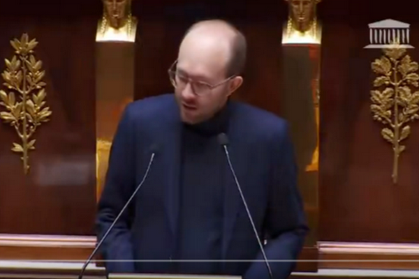 缩略图 | “雨果期盼的一天终于到来”！法国全票通过“文物归还法案”！