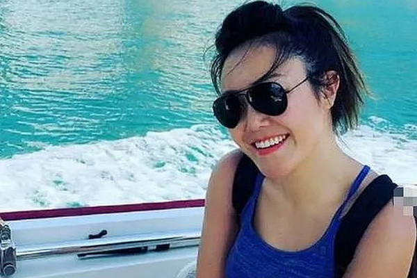 缩略图 | 郭晶晶闺蜜裸身抱5个月女儿跳楼身亡：她并非软弱…