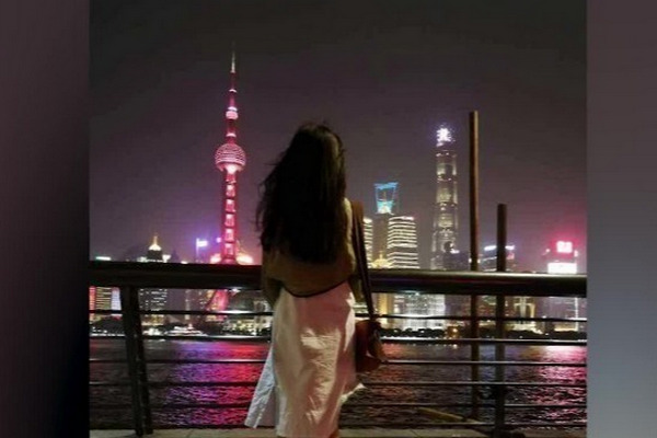 缩略图 | 女子刚入职就和老板恋爱被骗18万，得知真相气炸！