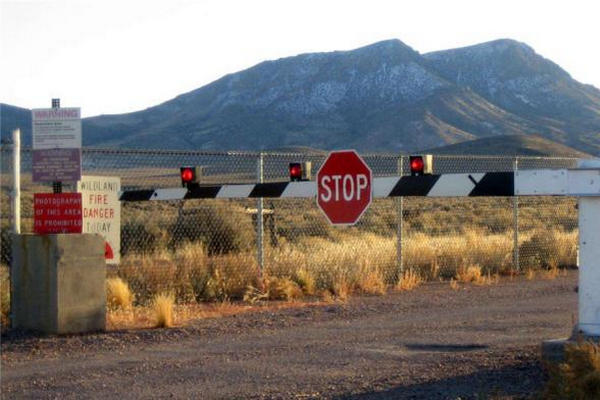 缩略图 | 加州强震，秘密基地意外暴露，大批美军紧急封锁现场！