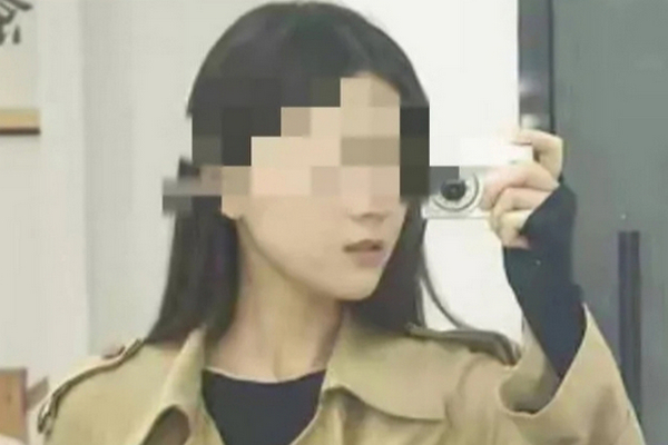 缩略图 | 24岁女幼师当街被刺身亡，遇害时正和母亲视频通话！母亲：只能等二次精神鉴定结果