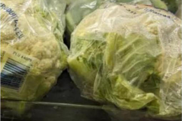 缩略图 | 离谱！加拿大超市天价花菜一颗9刀，这谁吃得起？