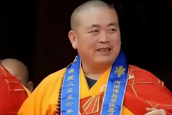 缩略图 | 【重磅】少林寺住持释永信被查：挪用侵占资产，长期与多名女性保持不正当关系，并育有私生子！