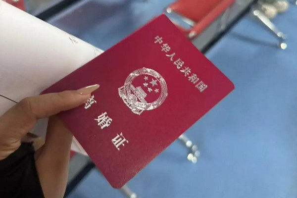缩略图 | 已婚男在“王婆说媒”舞台相亲，被妻子发现！后续：两口子离婚了