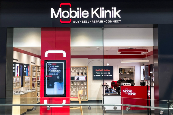 缩略图 | 加拿大知名连锁店爆雷：高价iPhone变"废机"！印度老板被扒！