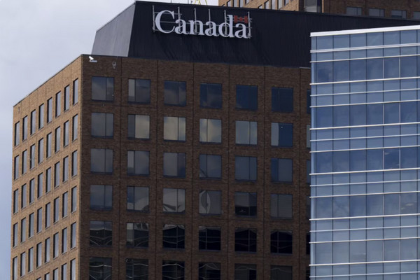 缩略图 | 【加拿大政府各部门裁员详细数据】37个部门2.6万名公务员面临被裁风险！