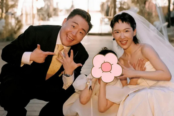 缩略图 | 郝劭文申请收养9岁继女！妻子自曝离婚内幕：怀孕期间与前夫感情生变！