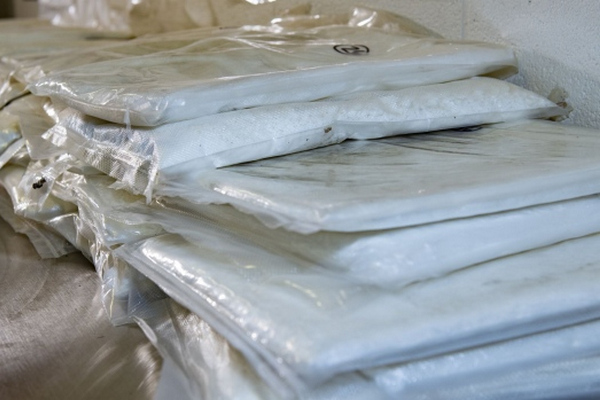 缩略图 | 涉案超过$385万！10名华裔非法种大麻被捕，还有走私毒品团伙被抓！