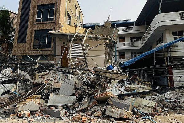 缩略图 | 缅甸发生7.9级地震：已致144人死亡，732人受伤！