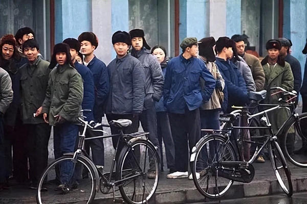 缩略图 | 1973年，一个英国人进入中国，悄悄偷拍了12张照片