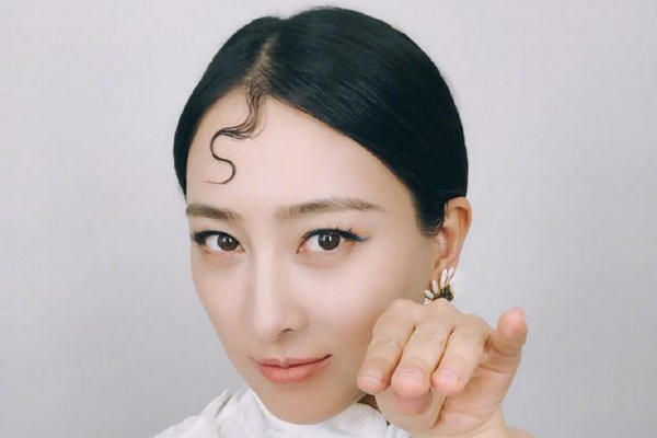 缩略图 | 被指给李小璐介绍男朋友，马苏翻牌网友回复18字